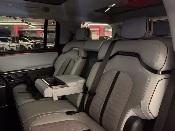 RIVIAN R1S QUAD-MOTOR AWD 2024