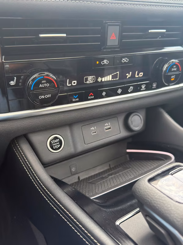 NISSAN XTRAIL AWD 2025