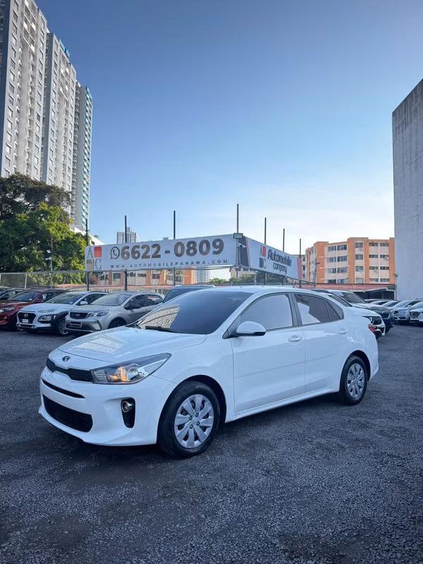 KIA RIO 2020