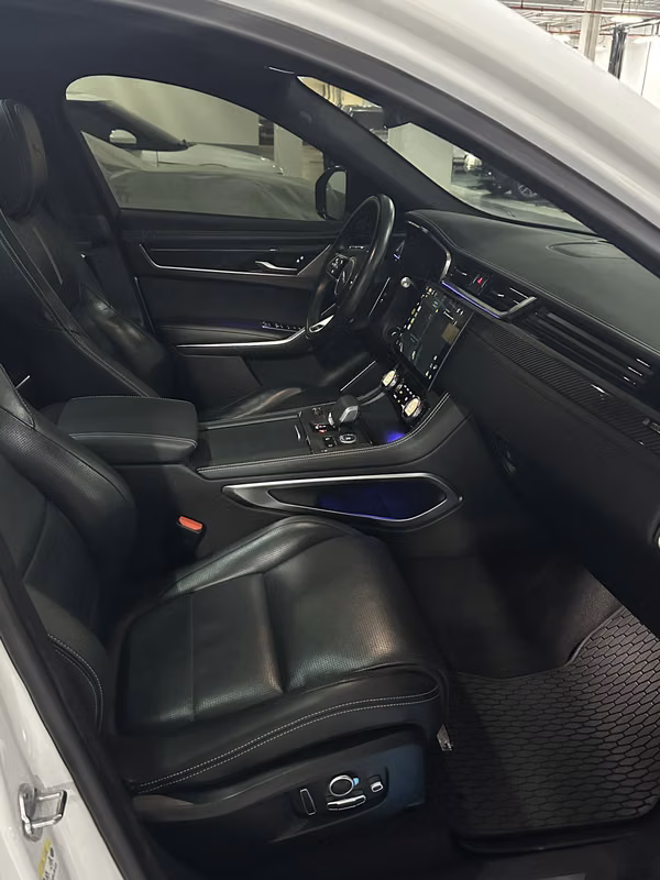JAGUAR F-Pace R Dynamic year 2022