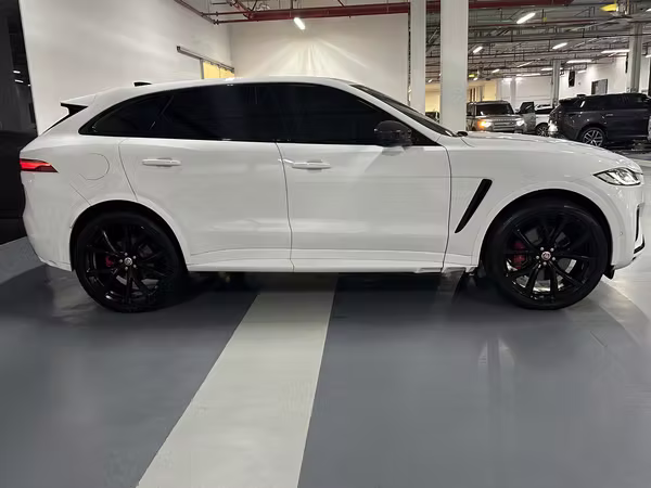 JAGUAR F-Pace R Dynamic year 2022