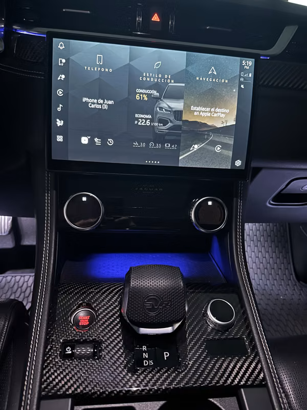 JAGUAR F-Pace R Dynamic year 2022