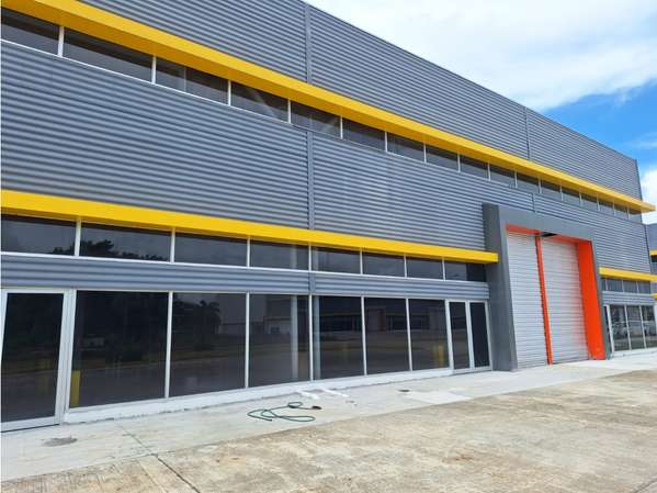 Alquiler de Galera de 2,586 metros en Juan Diaz
