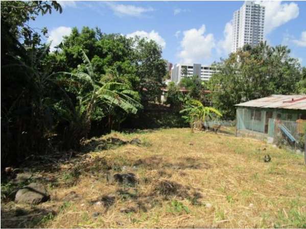 Venta d Terreno 930 mts en Via Principal/ Pueblo Nuevo Zonficacion RM2
