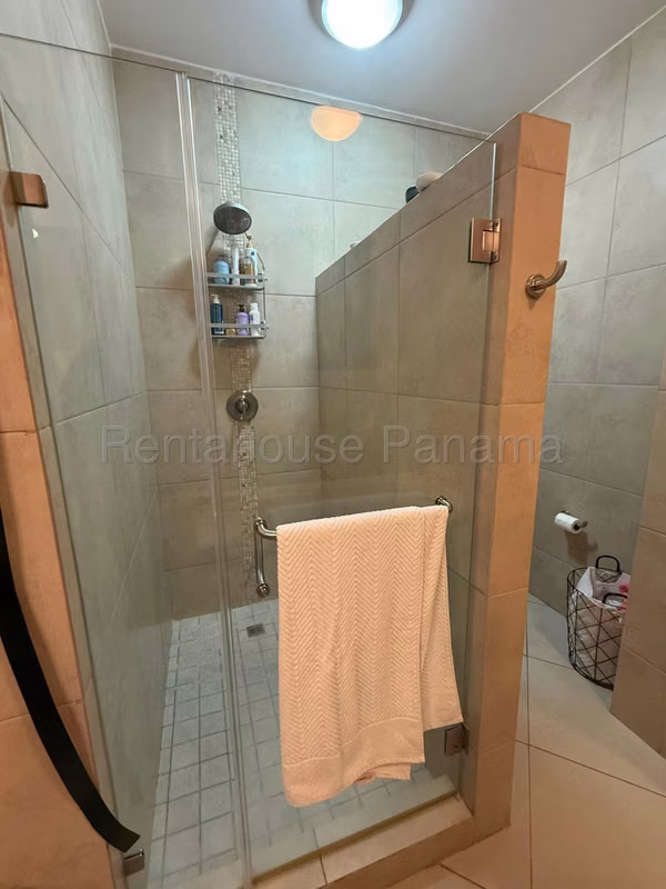 Venta de Apartamento en Clayton Ph Embassy Club 280 Mts PD
