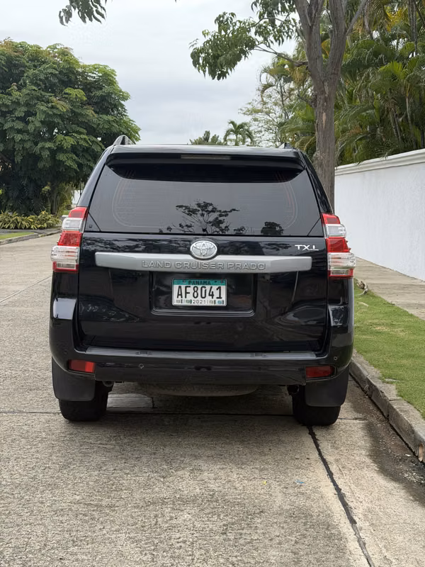 Toyota prado 2014