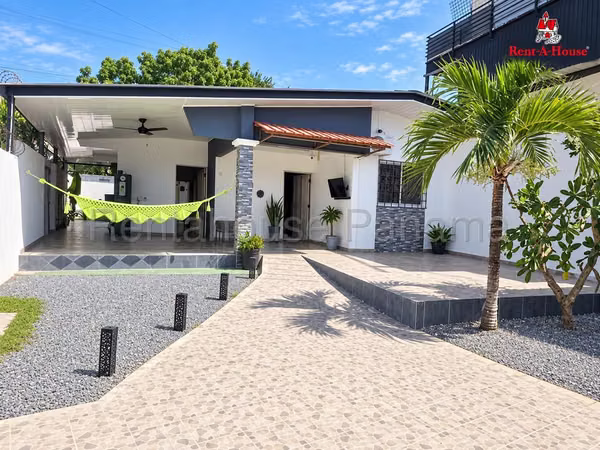 Casa En Venta En Chitré YS