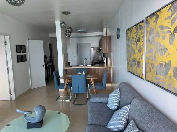 Alquiler PH Oasis On The Bay Piso Alto Vista al Mar Amob