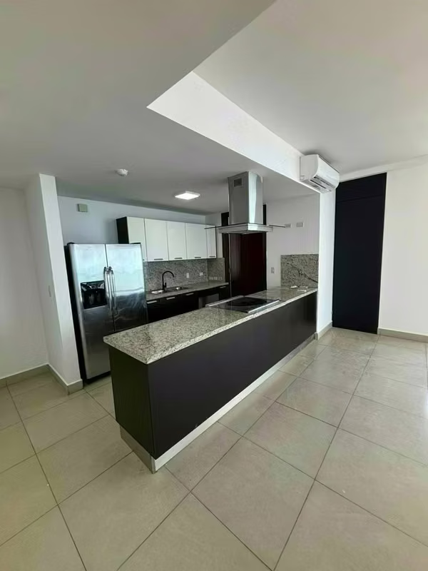 Alquiler P.H. Oceanaire 1Rec Línea Blanca Vista al Mar $1,800