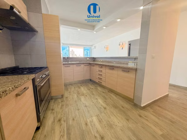 Precio Reducido, Apartamento en Venta en San Francisco - PH Joy Tower