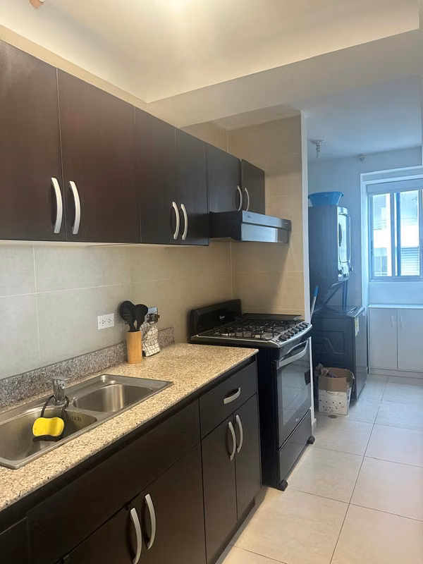 Vive detras del parque Omar Apartamento Amoblado