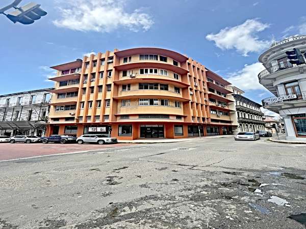 Rental of premises in Casco Viejo AK