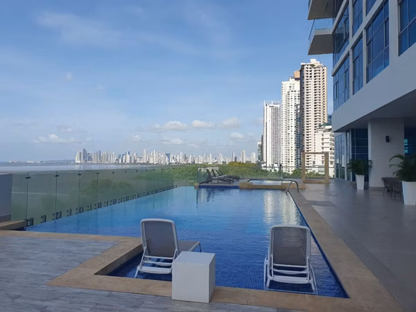 Exclusive 453 m² flat in Ten Tower | East Coast