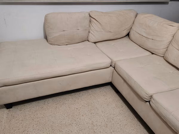 Sell sofa for use in 5-seat L