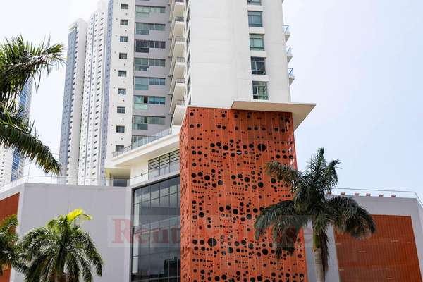 APARTMENT SALE IN PARAMOUNT EAST COAST HQ