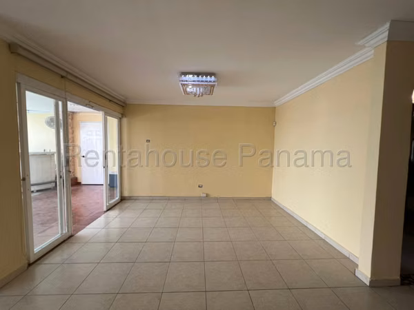 Venta de Casa en Villa Zaita Praderas del Rocío 217.37 Mts PD