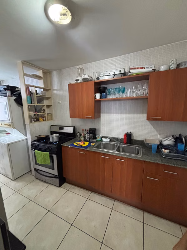 $155K) 124; SAN FRANCISCO BAY) 124; 98M ²) 124; HIGH FLOOR) 124; 2 PARKING