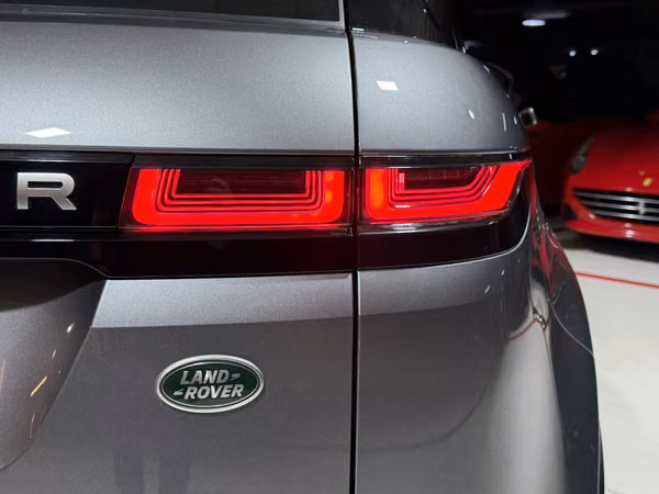 Land Rover Evío 2023