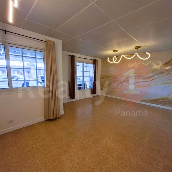 CASA EN VENTA EN CAMPO LINDBERGH – TOTALMENTE REMODELADA – 3 RECÁMARAS + ESTUDIO / 4TA RECÁMARA