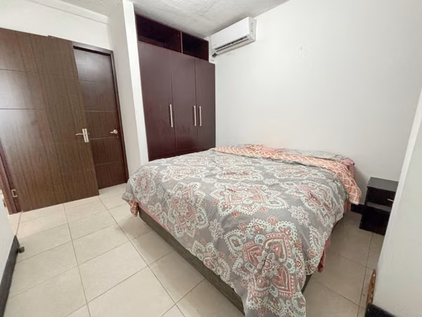Alquiler apartamento semiamoblado en Parque Lefevre - PH Sorrento