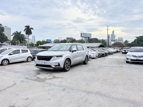 Kia Carnival 2023