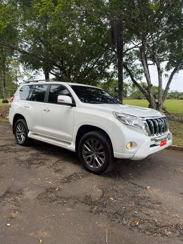 TOYOTA PRADO TXL SEMI FULL