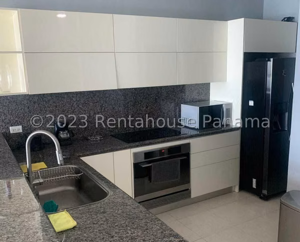 Venta Apartamento 1 Recamara Amoblado | 91 m2 | Avenida Balboa - ALYC 27-1642