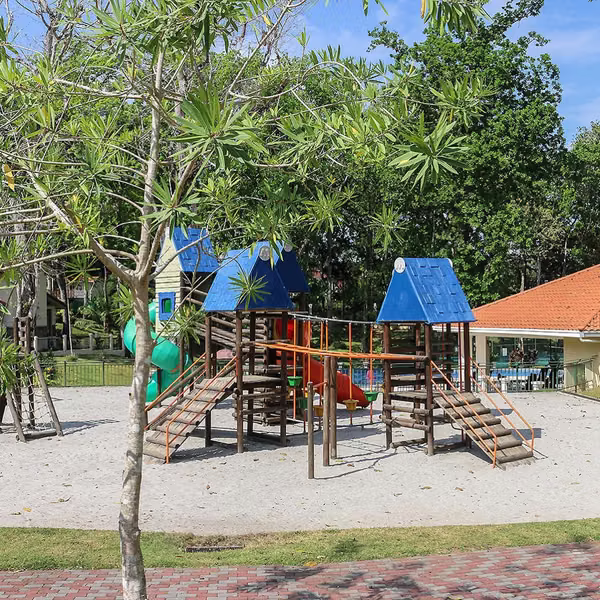 Casa en Alquiler en Senderos Camino de Cruces, Clayton | 4 Recámaras | Sin Muebles