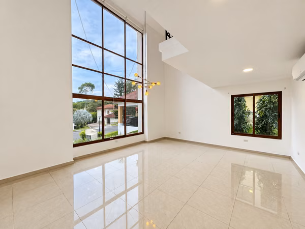 Casa en Alquiler en Senderos Camino de Cruces, Clayton | 4 Recámaras | Sin Muebles
