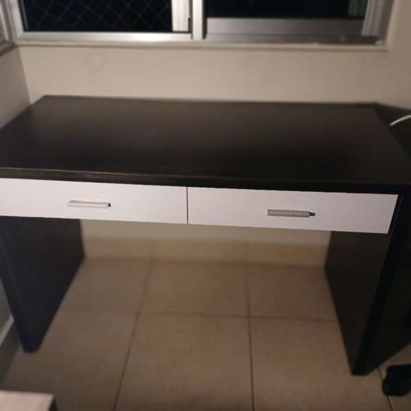 Desktop with chair 70