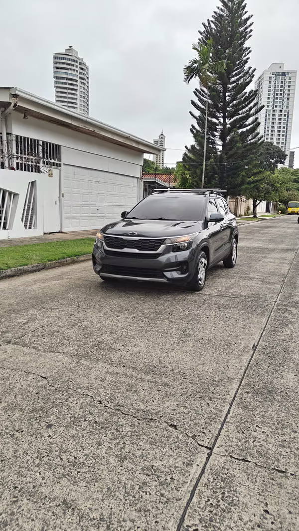 Kia seltos 2022 Automatic