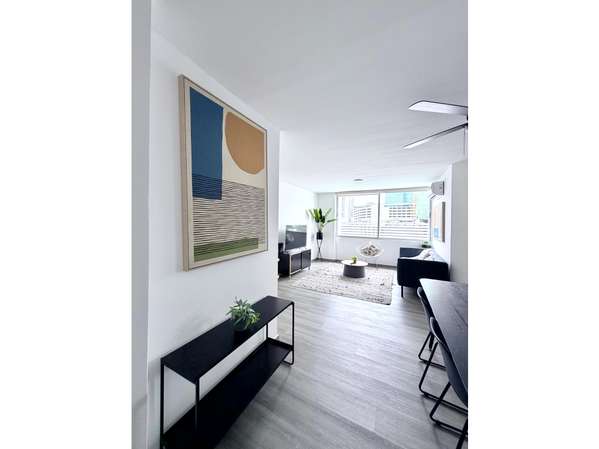Alquilo apartamento en el PH Excelsior en Calle 50