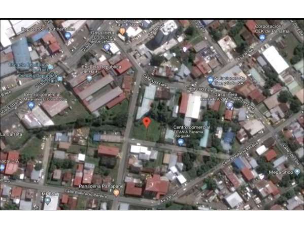 Venta de Terreno de 1,494 metros en Parque Lefevre