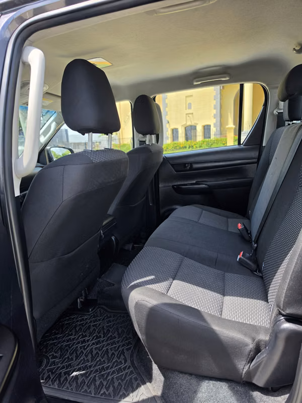 TOYOTA HILUX 2023 4X4 IMPECABLE $24,900