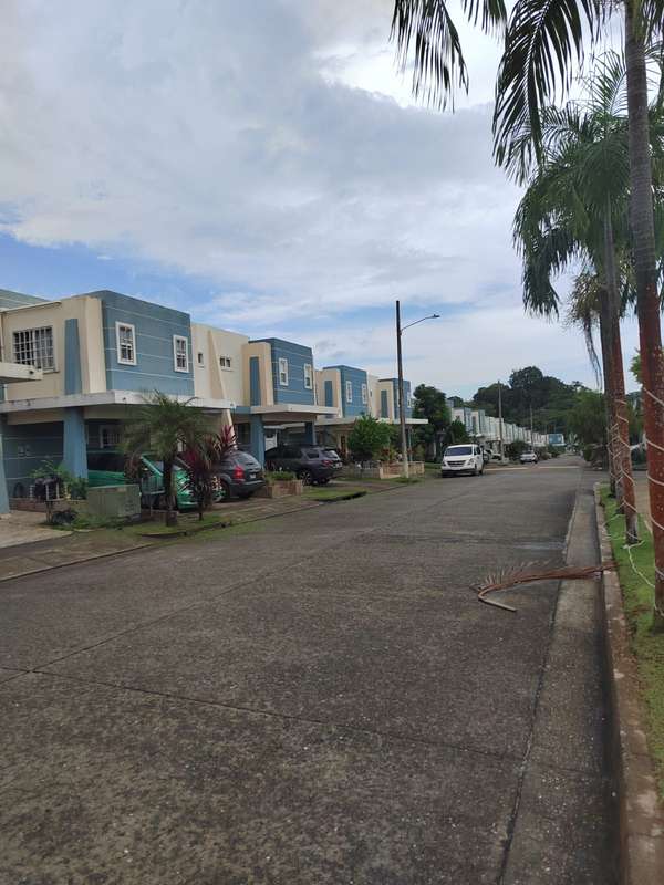 Sell house duplex in PH Alpes - Paseo al Norte - 124; 3 Recámaras - 124; $195,000