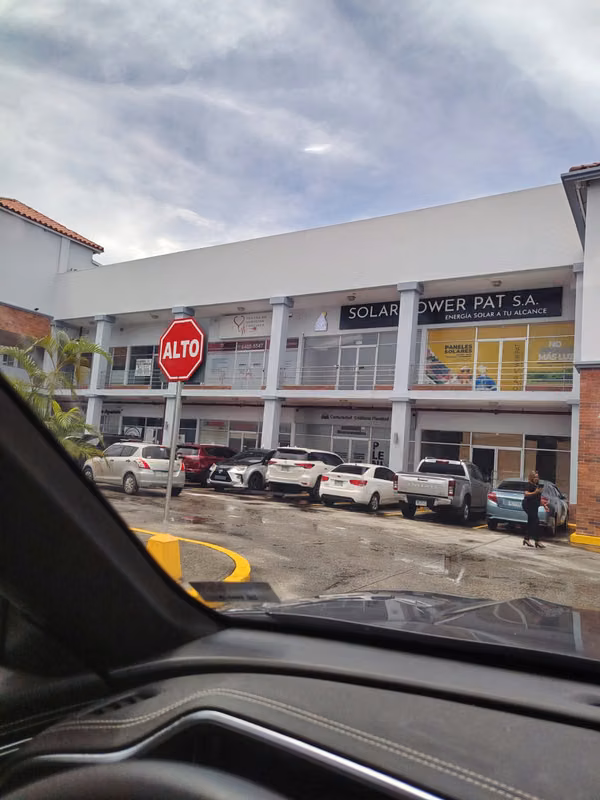 REMATE-124; Commercial LOCAL IN PLAZA BRISES 507 - BAJA PLANTA - 124; 123 m ² - 124; $140,000