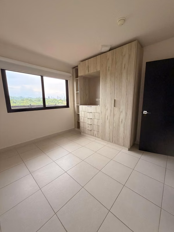 VENDO IMPECABLE APARTAMENTO COMO NUEVO EN ALBROOK