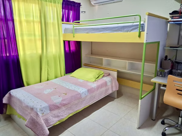 Litera Idea Kids + desk + chair + 2 mattresses