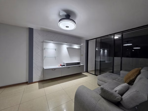 APT AAA 3R2B2P LUXURIOUS SEMI FURNISHED IN 1000 COUNTY