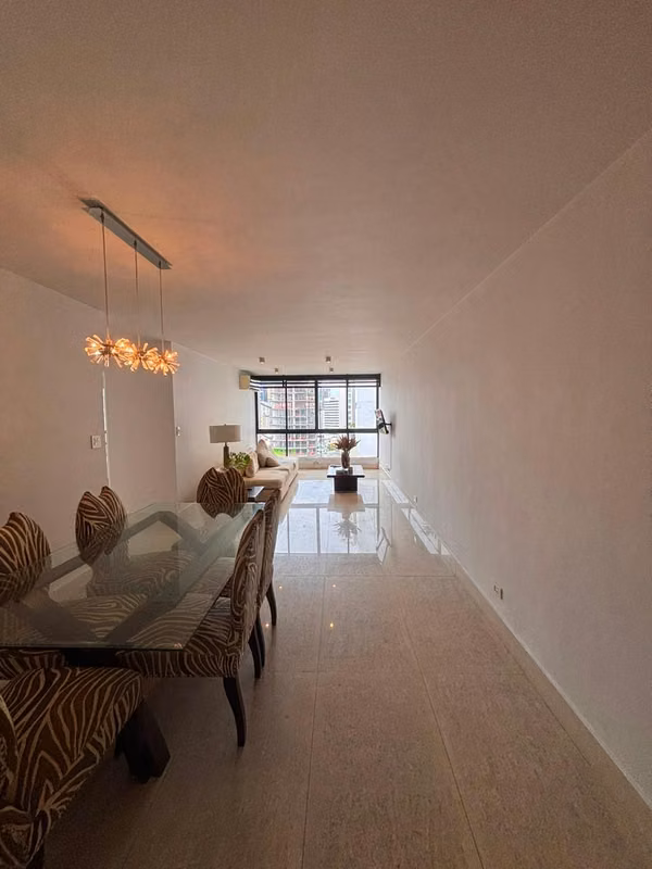 Apartment in El Camgrejo / 105 m2, 2 rec, 2 bathrooms + cbe.
