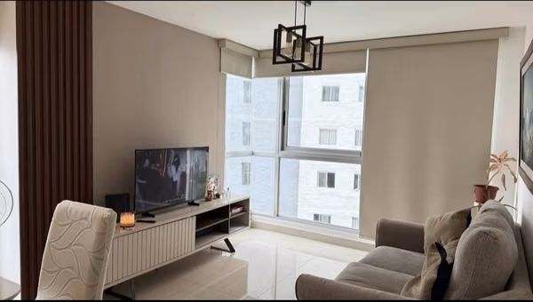 Se alquila amobaldo apartamento en PH Park Point, Carrasquilla, Parque Omar