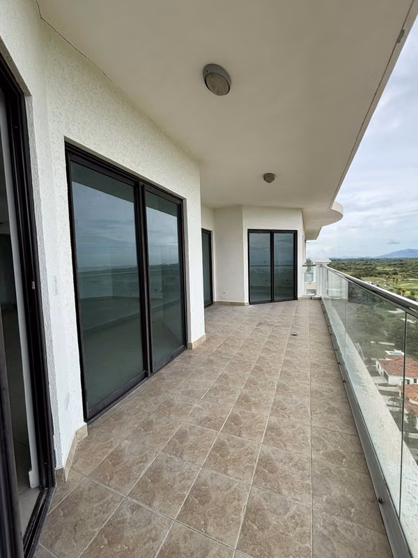 Apartamento con Vista al Mar | Vista Mar Golf, Beach & Marina