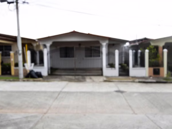 venta de casa en brisas del golf