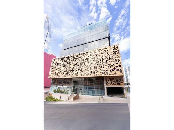 Oficina en Alquiler en Habitats Plaza, Bella Vista 184 M2