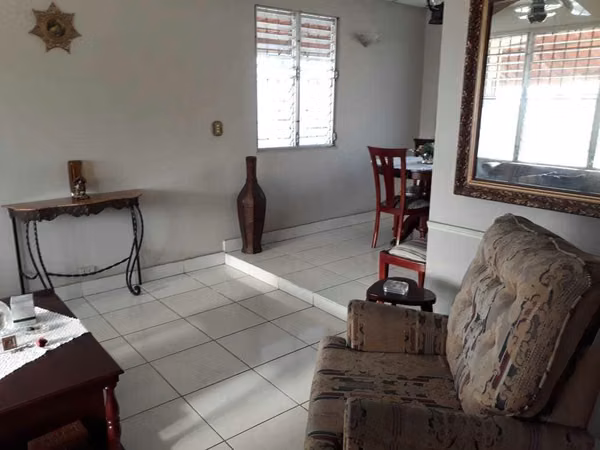 House for Sale in Betania KC