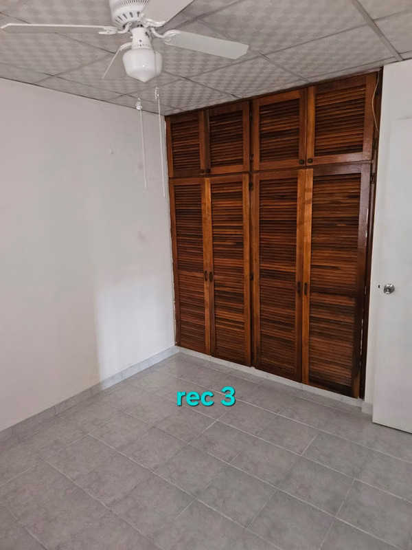 C2598 SE VENDE AMPLIA CASA EN VILLA LUCRE POR DEBAJO DEL AVALUO