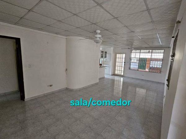 C2598 SE VENDE AMPLIA CASA EN VILLA LUCRE POR DEBAJO DEL AVALUO