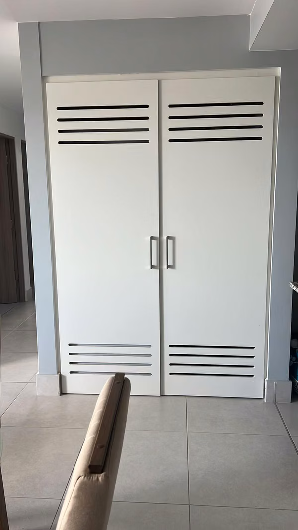 LARGE FURNISHED APARTMENT IS RENTED EH THE PH GREENWOOD IN THE FOREST