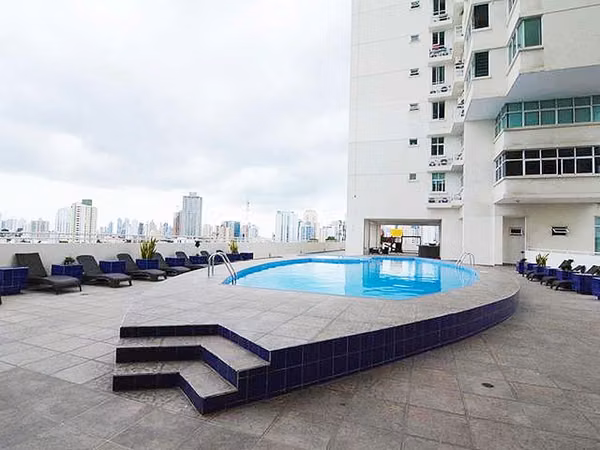 Apartment Rental 2 Bedrooms 2 Bathrooms 1 Estac. White line. $1,000 VL