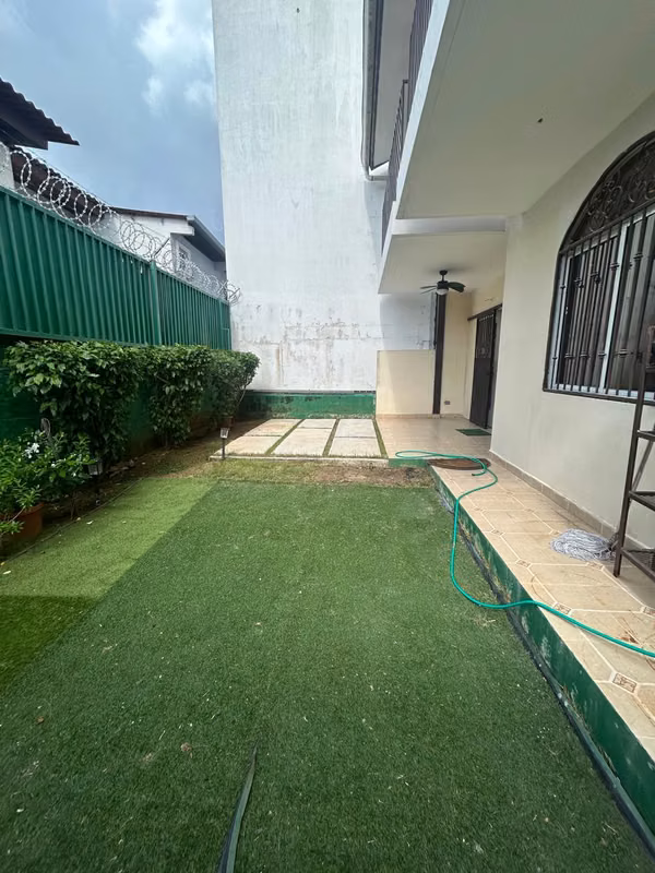 House for Sale in Betania - La Locería